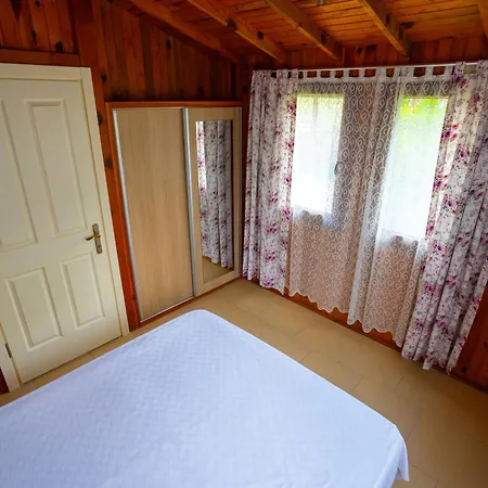 Defne Olive Gardens, Koca Calis, Hébergement de vacances Fethiye