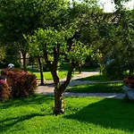 Defne Olive Gardens, Koca Calis, Semesterbostad *